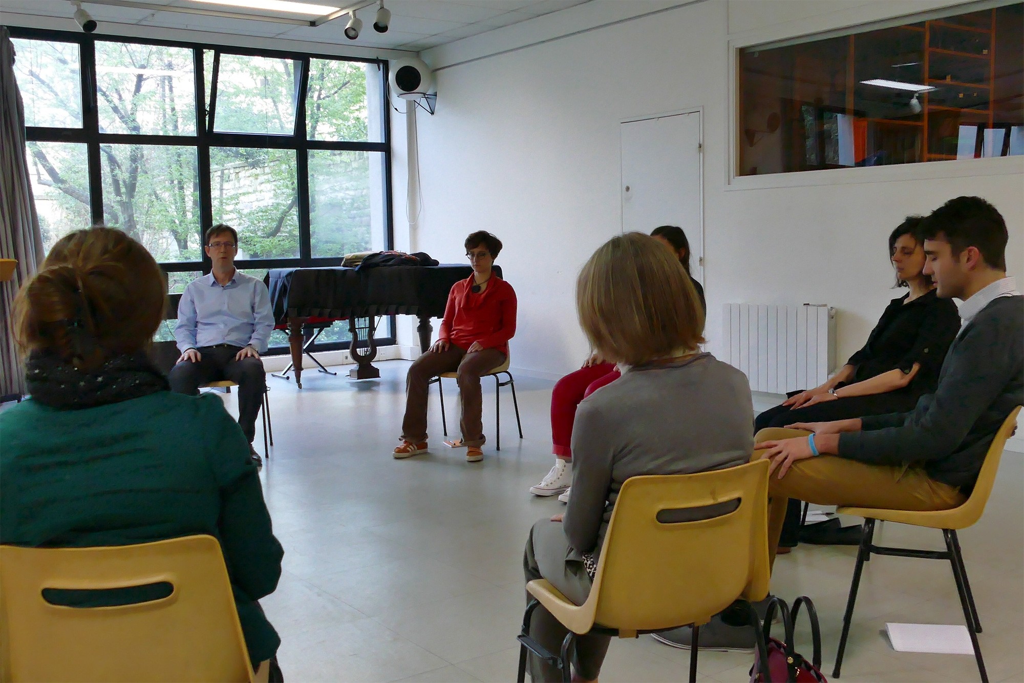 séance groupe assis Séance de groupe
